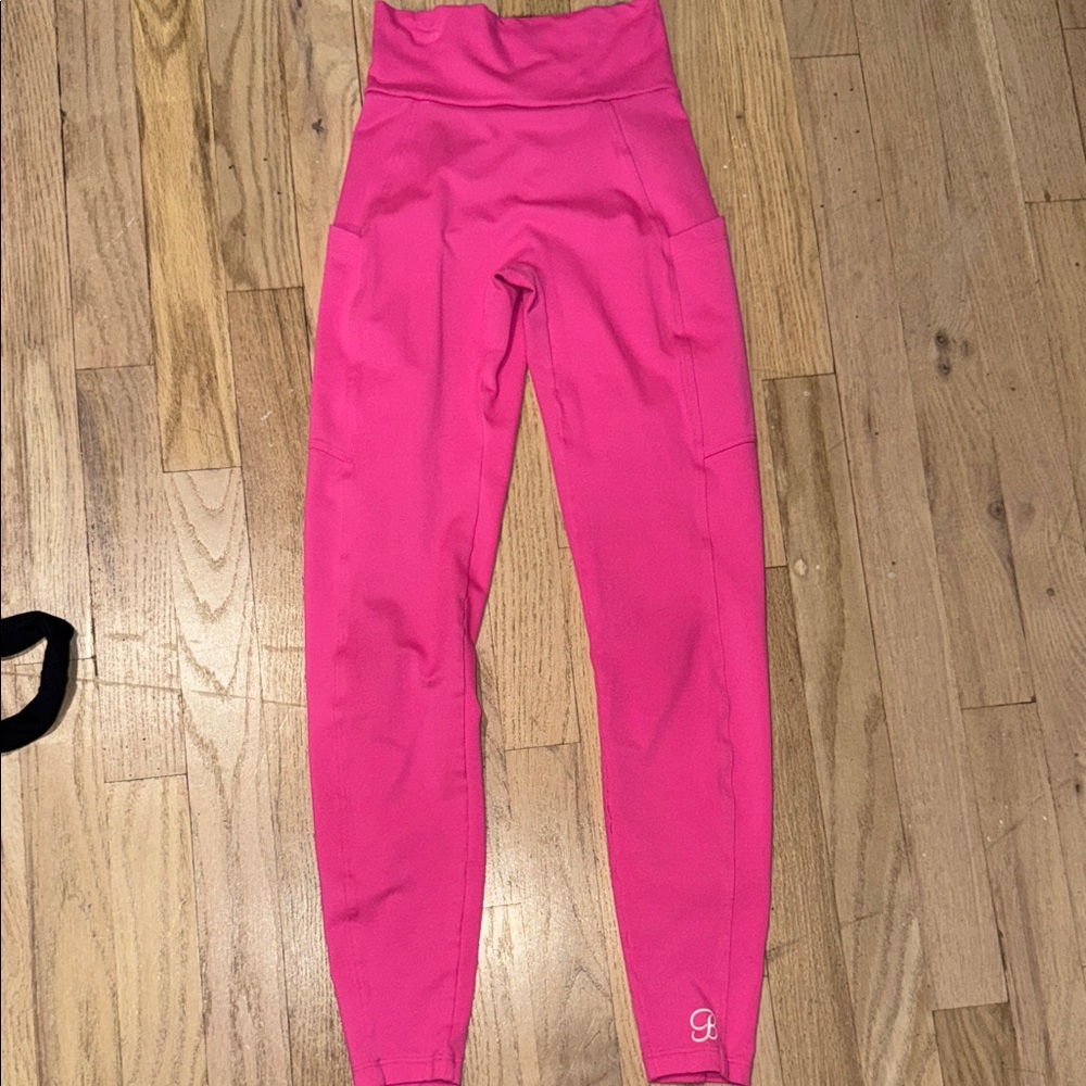Bombshell curves leggings small